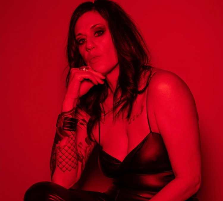 Jessi Laine Live